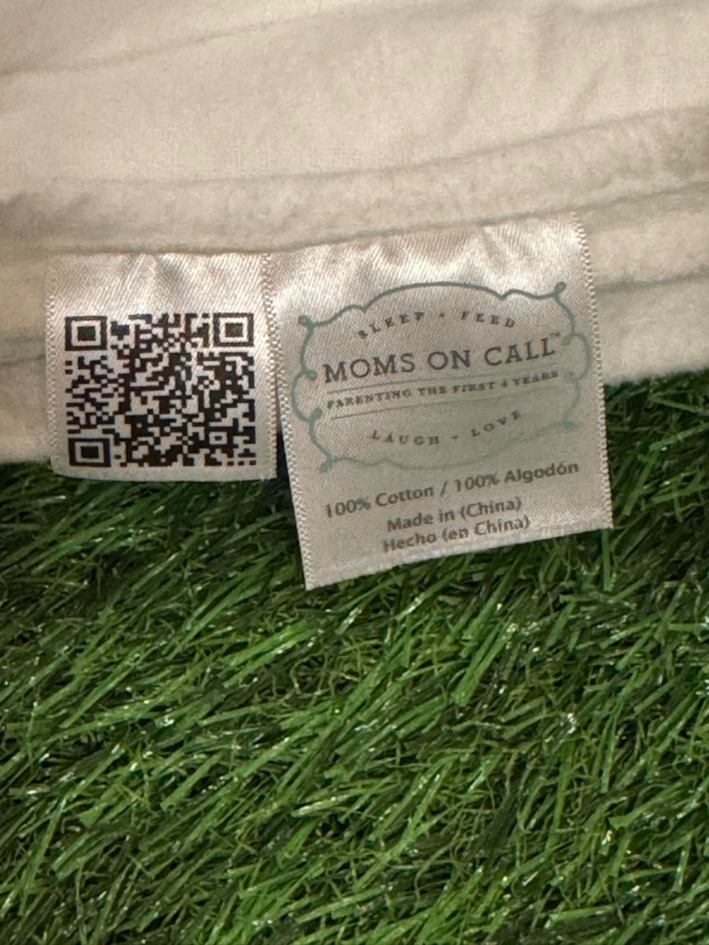 Moms On Call White Cotton Baby Swaddle